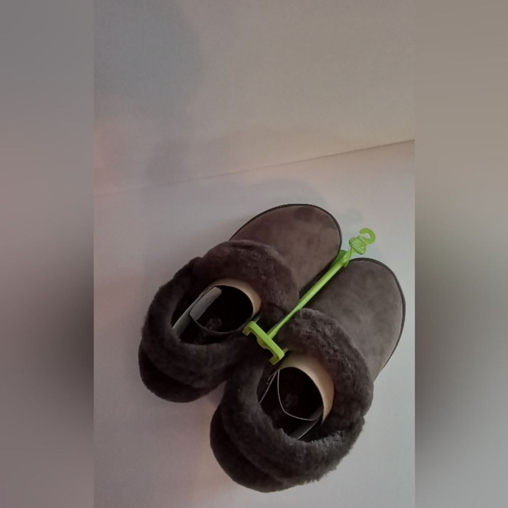 Classic Unforgettable Vegan Suede Clogs - Picture 11 of 11
